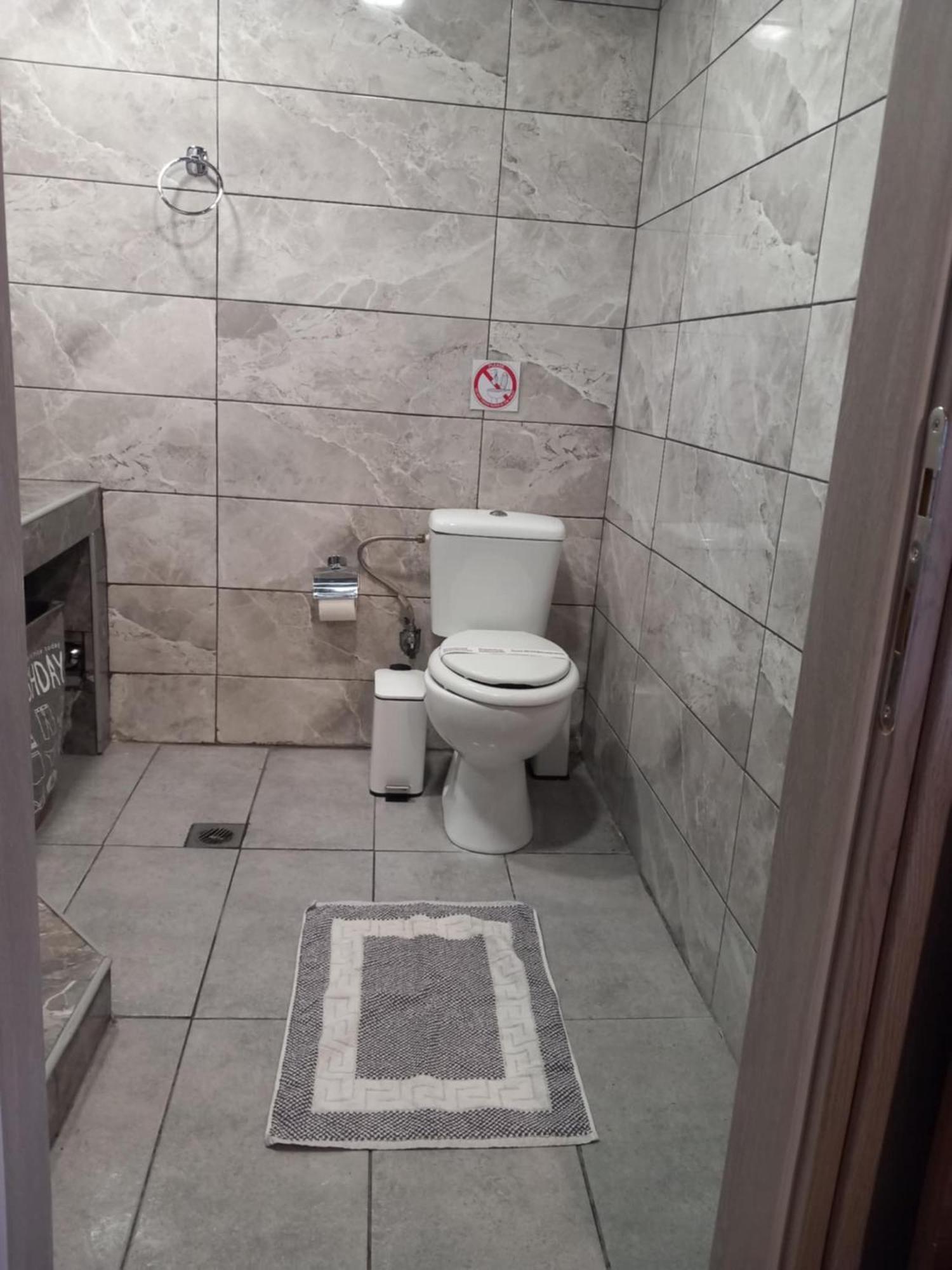 Closer "Egnatia Apartment 2" Thessaloniki Exterior foto